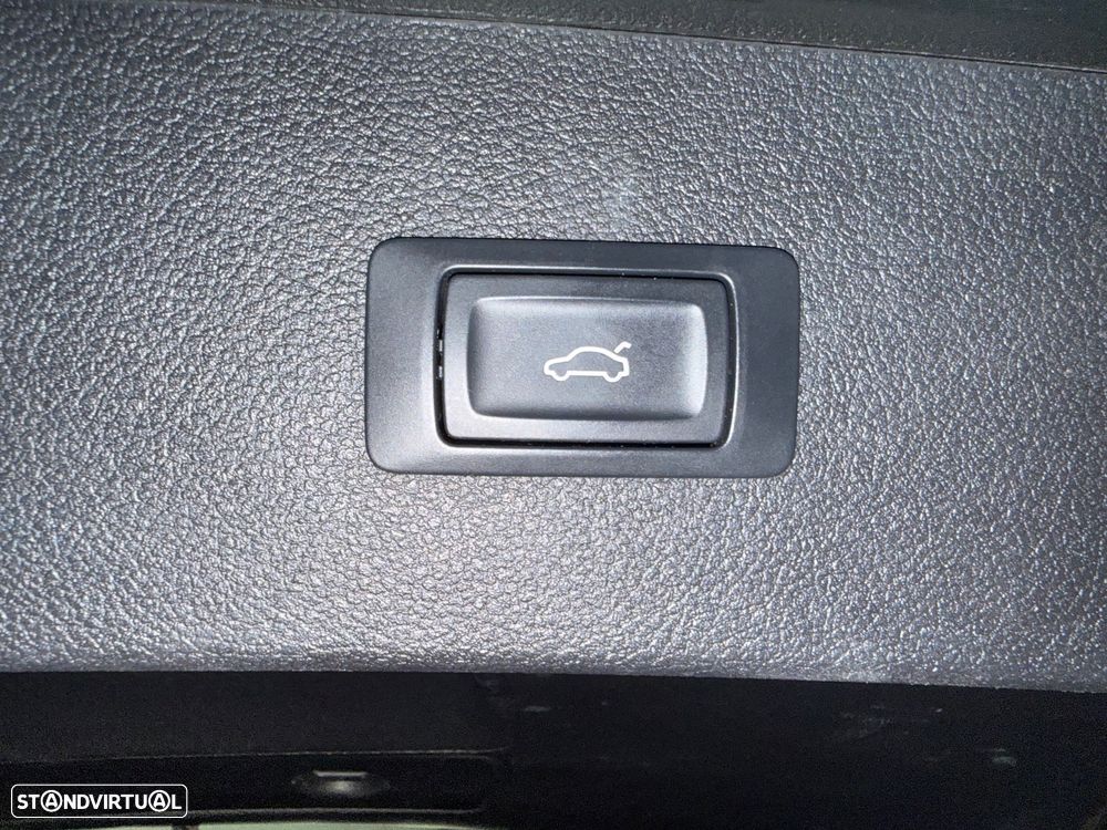 Audi A7 Sportback 3.0 TDI V6 S-line S tronic - 24