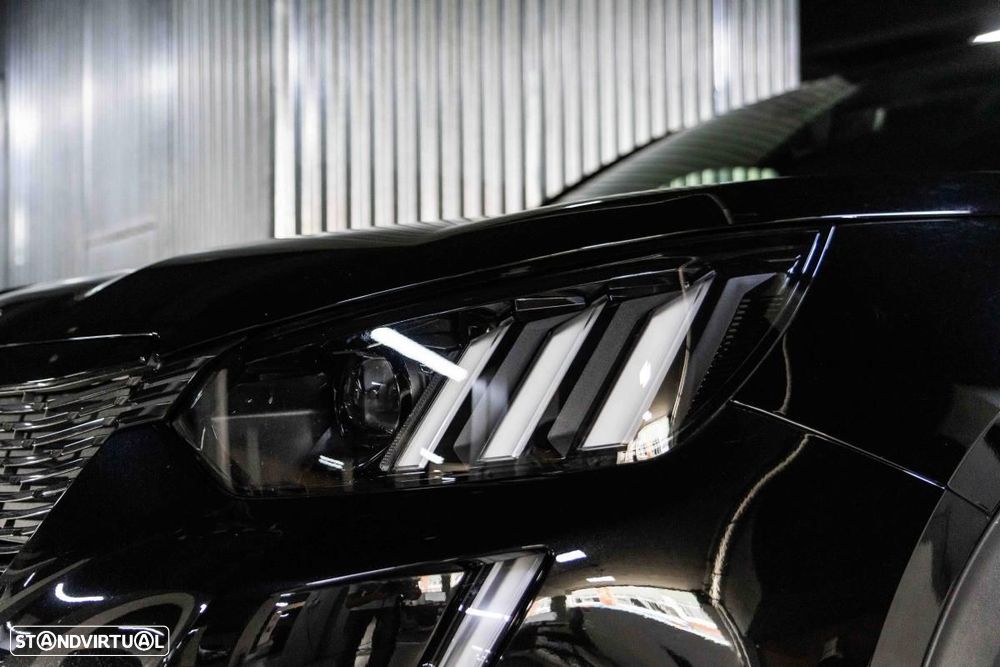Peugeot e-2008 50 kWh GT - 16