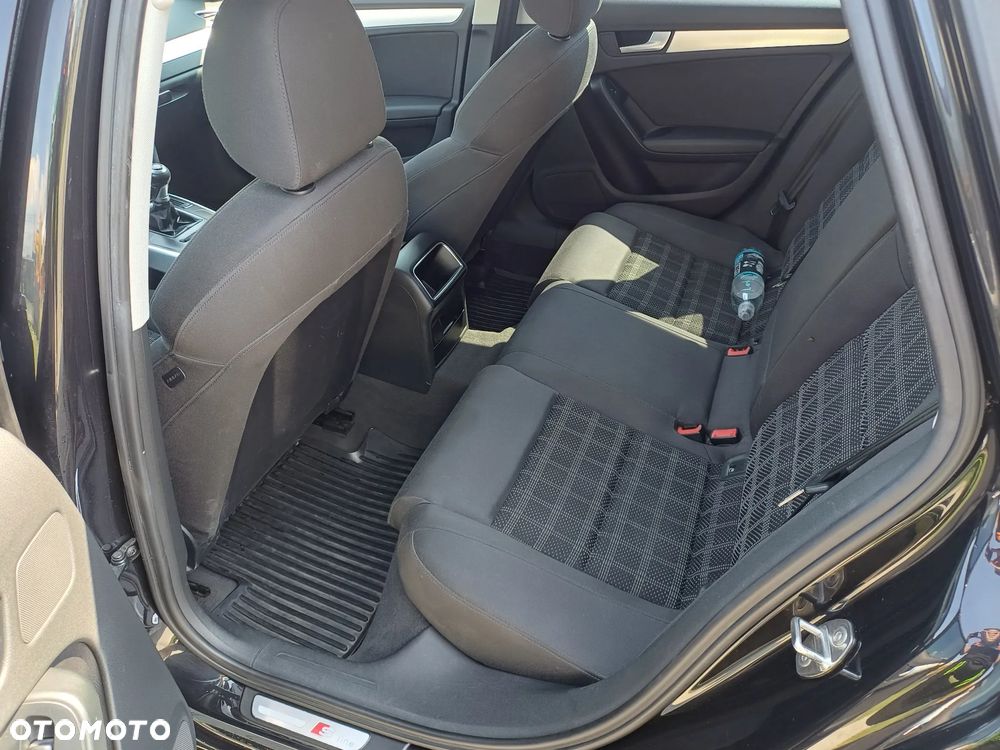 Audi A4 Avant 2.0 TDI Quattro - 11