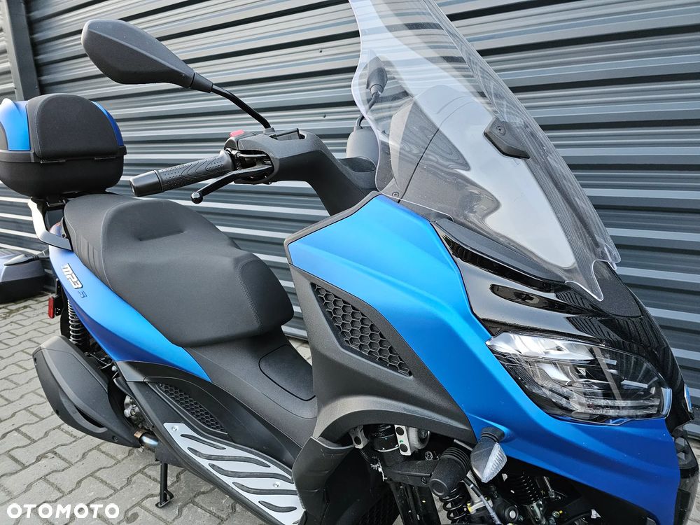 Piaggio MP-3 - 6