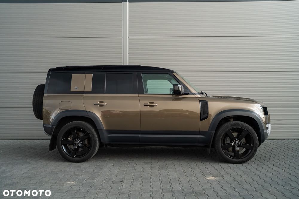 Land Rover Defender 3.0 P400 mHEV First Edition - 12
