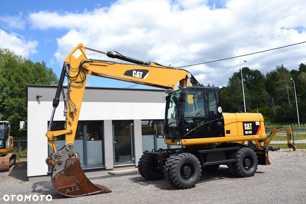 Caterpillar 318 D - 3