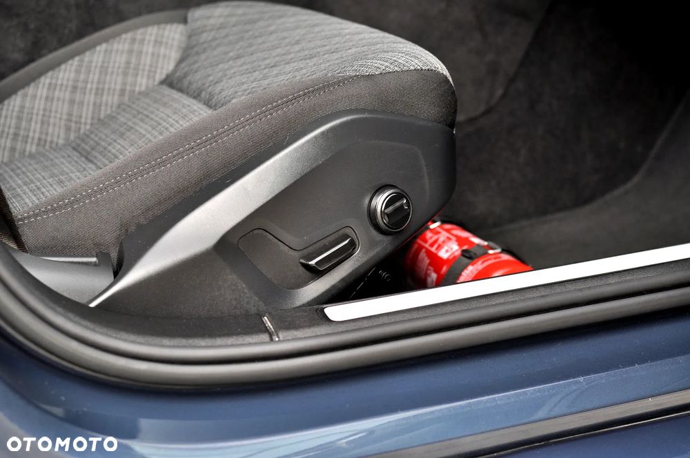 Volvo V60 B3 B Geartronic Momentum Pro - 24