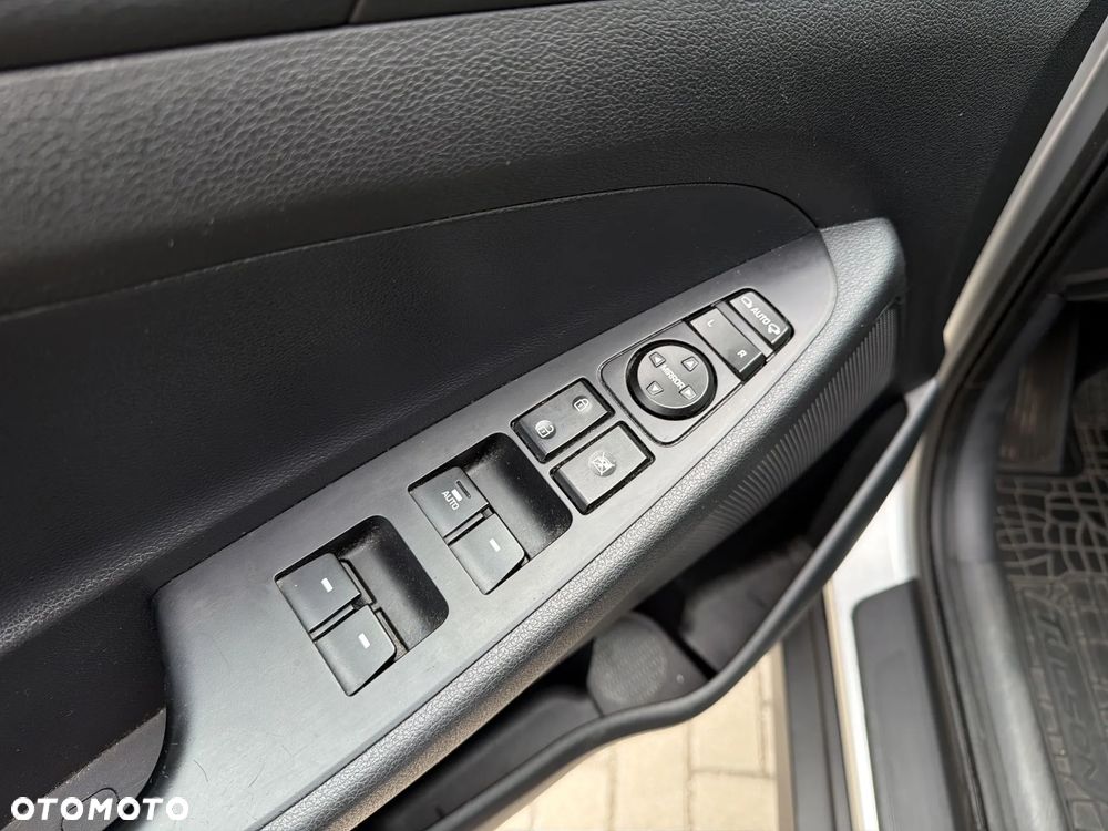 Hyundai Tucson 1.6 GDI BlueDrive Comfort 2WD - 20