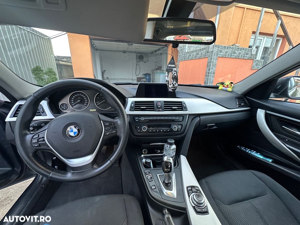 BMW Seria 3 318d Aut. - 7
