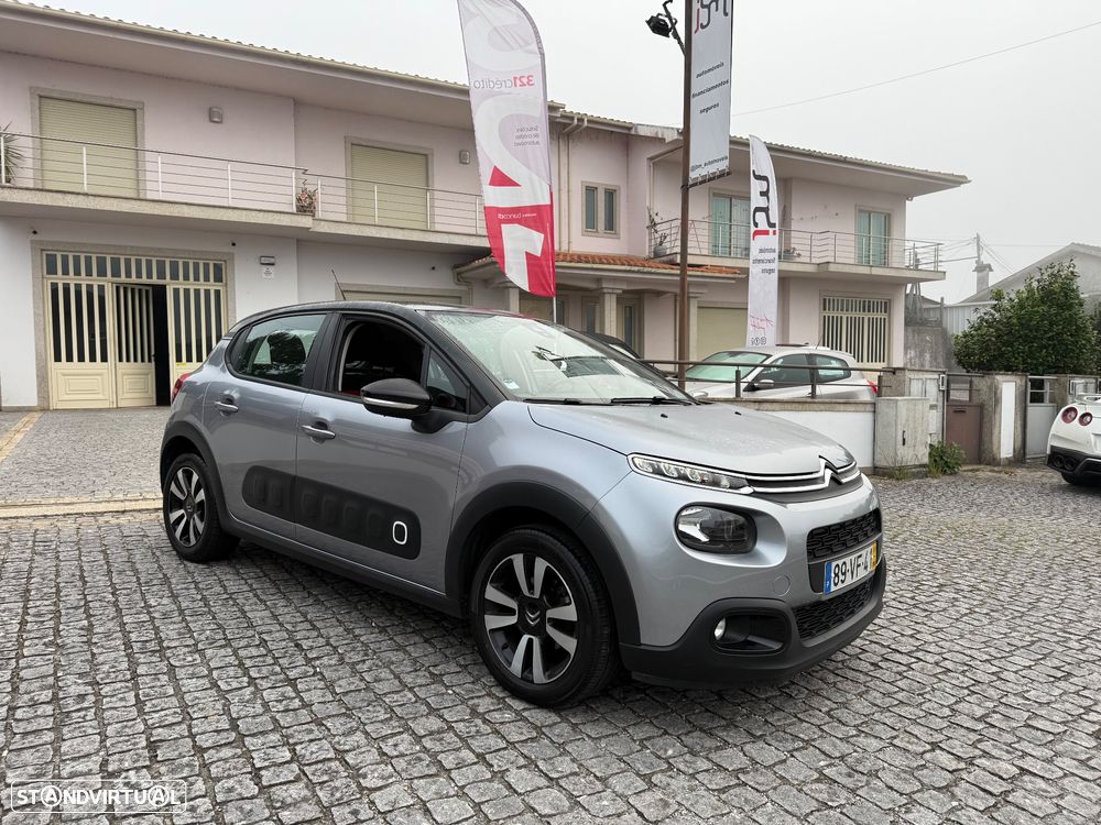 Citroën C3 1.2 PureTech Shine - 2
