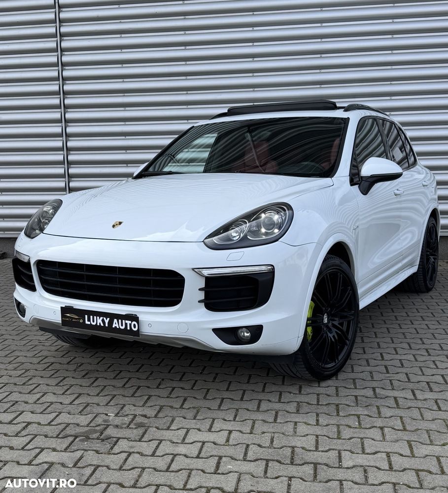 Porsche Cayenne - 6