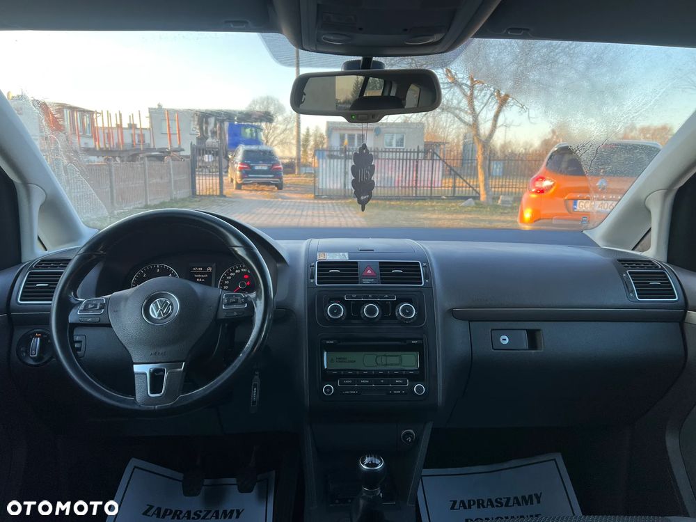 Volkswagen Touran 1.6 TDI DPF BlueMotion Technology Comfortline - 20