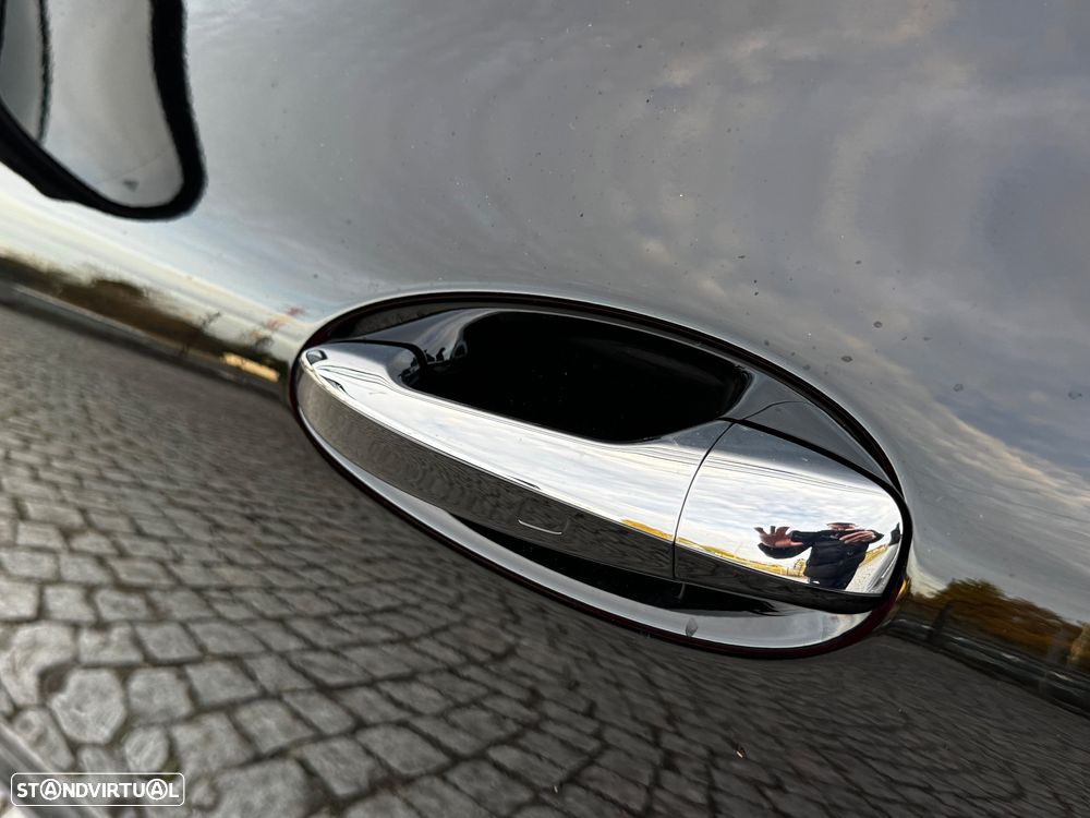 Mercedes-Benz CLA 250 e Shooting Brake 8G-DCT AMG Line - 26