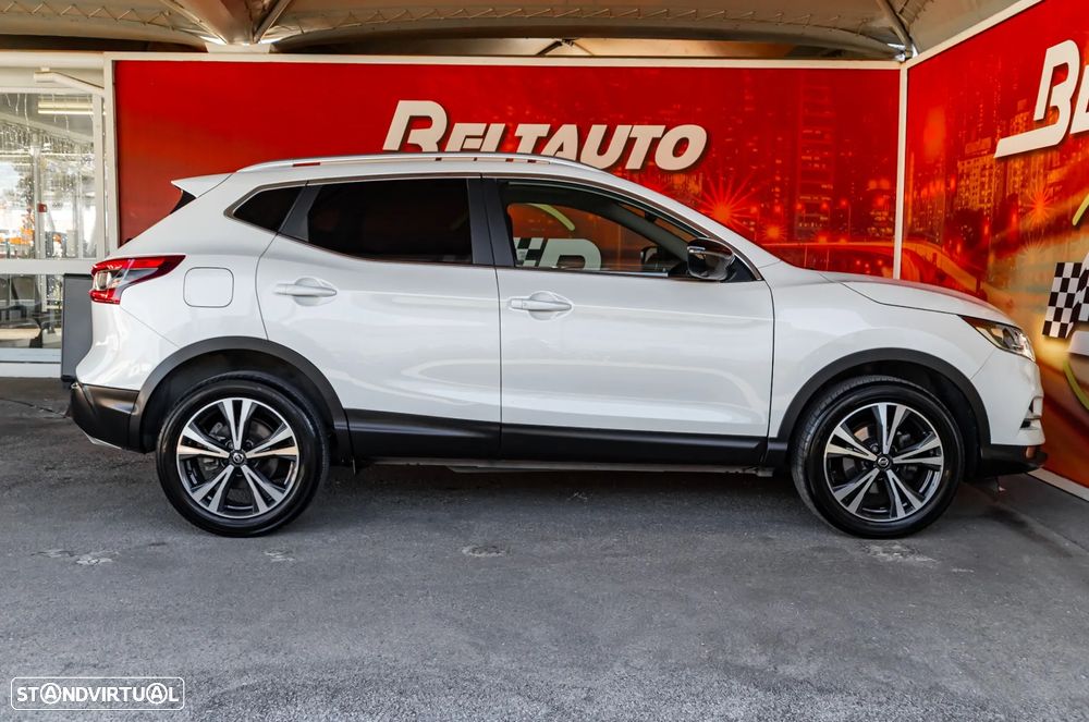 Nissan Qashqai 1.3 DIG-T N-Connecta J18 - 4