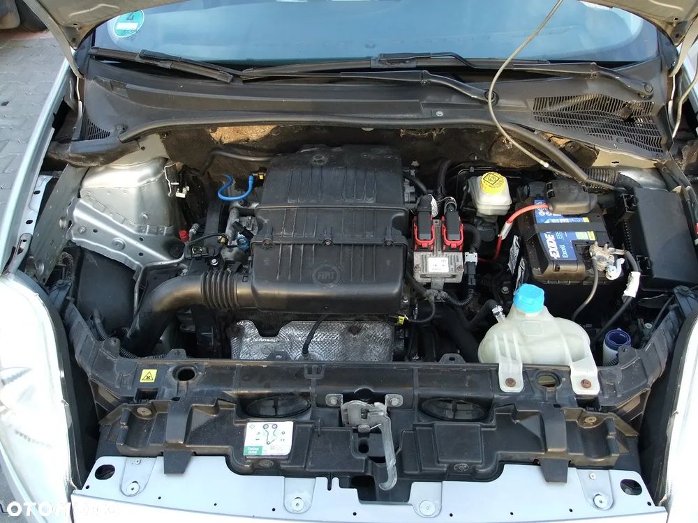 Fiat Grande Punto 1.2 8V 360 - 16