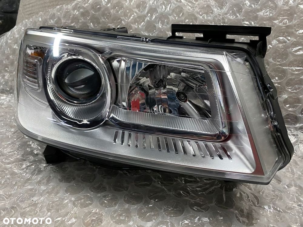 LAMPA PRAWA RENAULT MEGANE II 2 LIFT 260103726R - 3