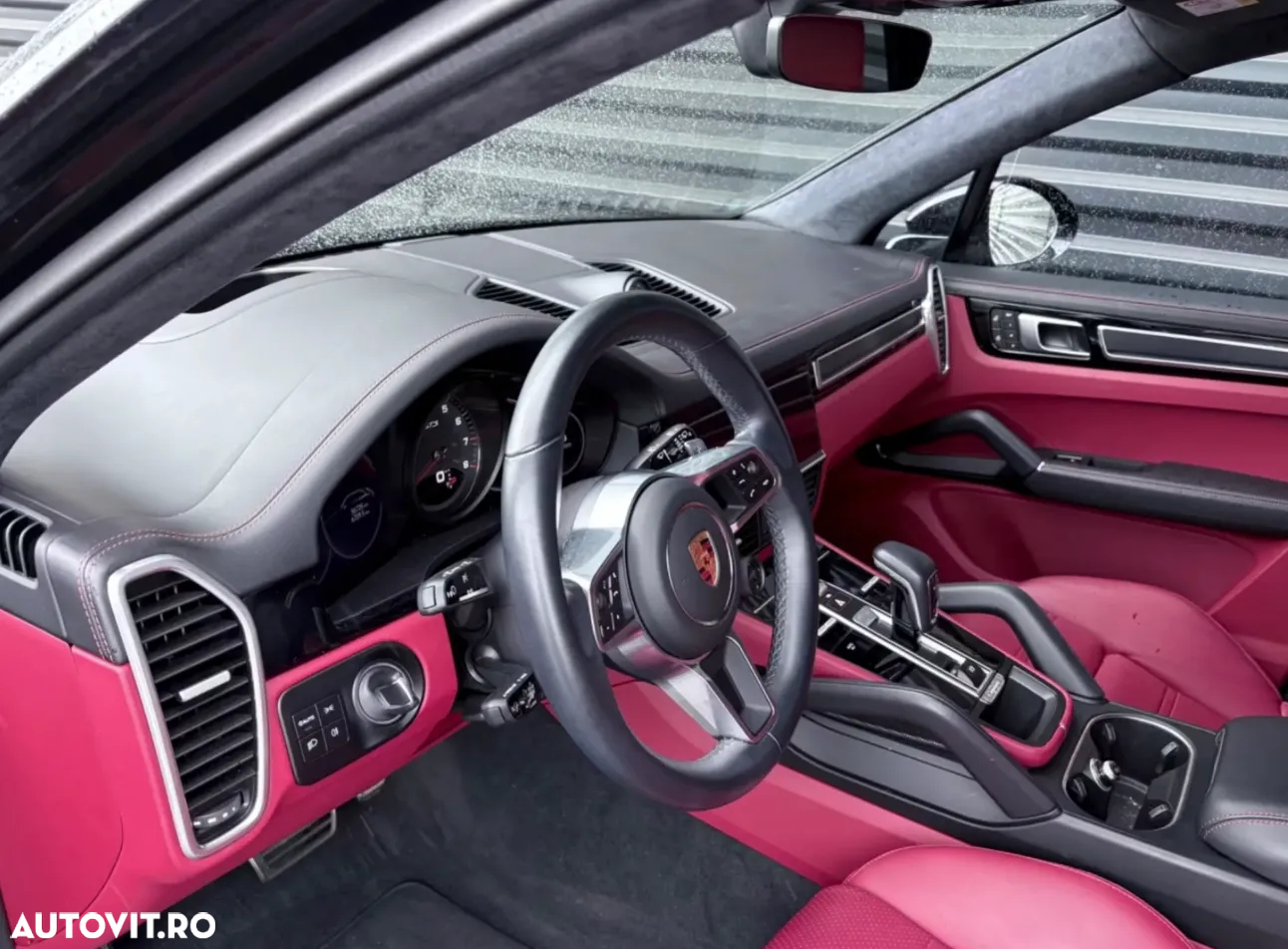 Porsche Cayenne - 7
