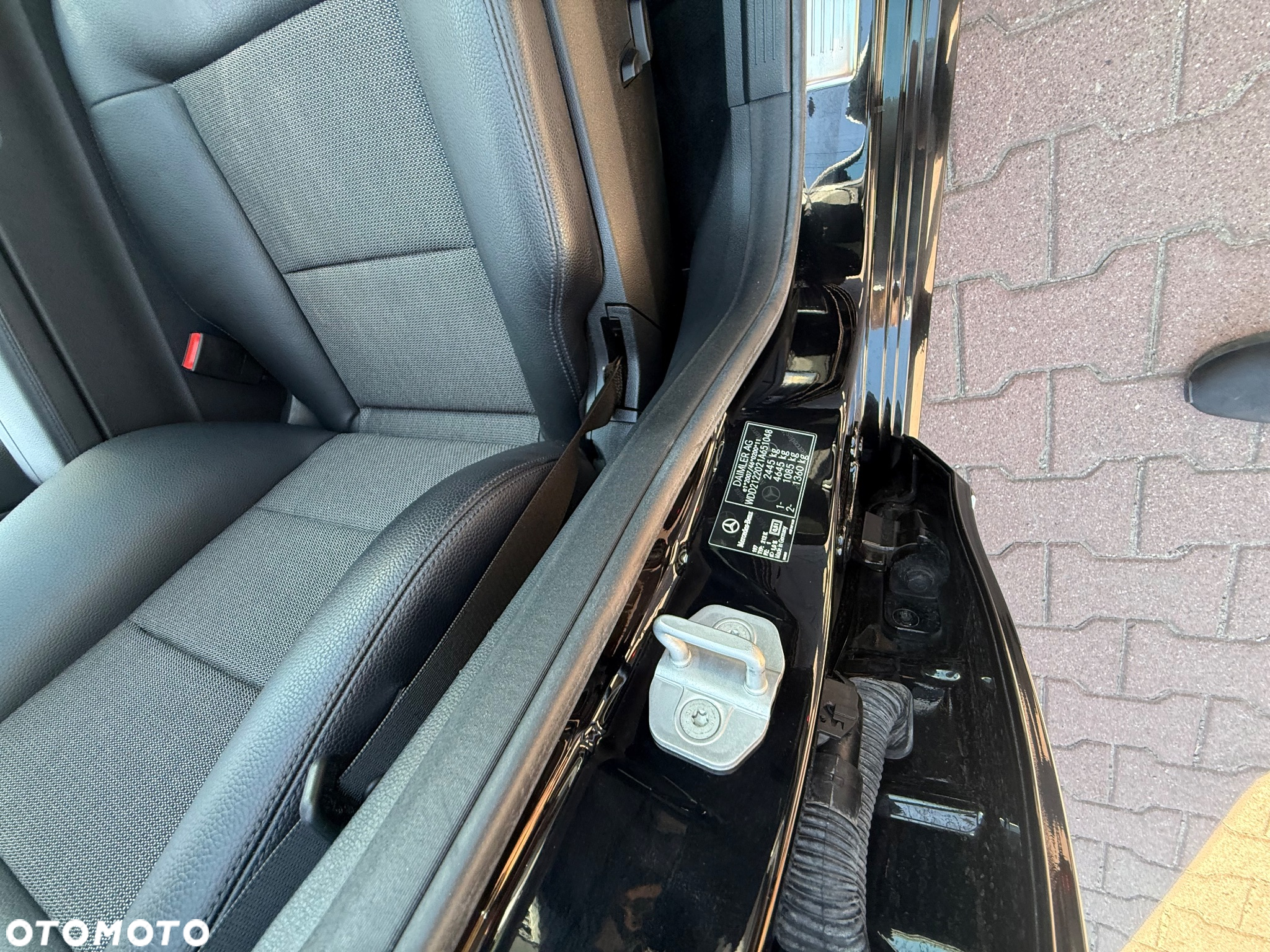 Mercedes-Benz Klasa E 250 T CDI 7G-TRONIC Avantgarde - 20