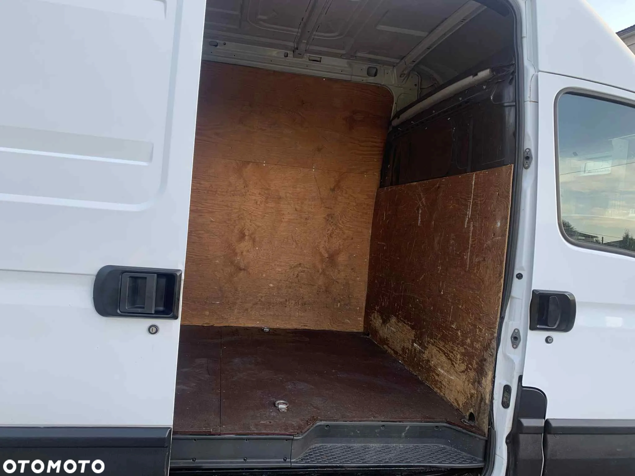 Iveco Daily 35C15 L3H3 - 14