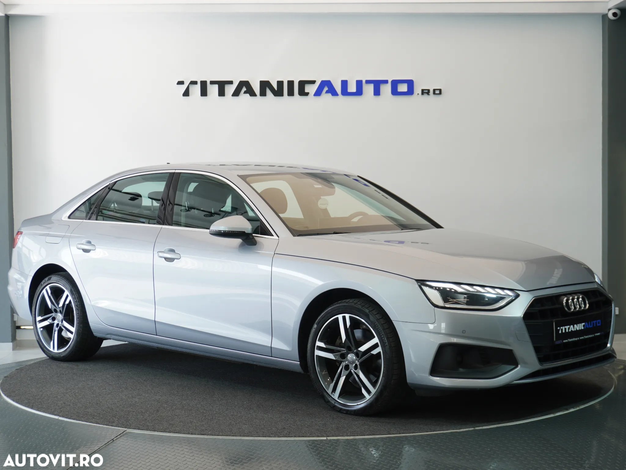 Audi A4 30 TDI S tronic advanced - 2