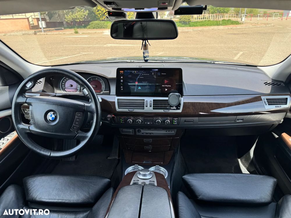 BMW Seria 7 730d A - 28