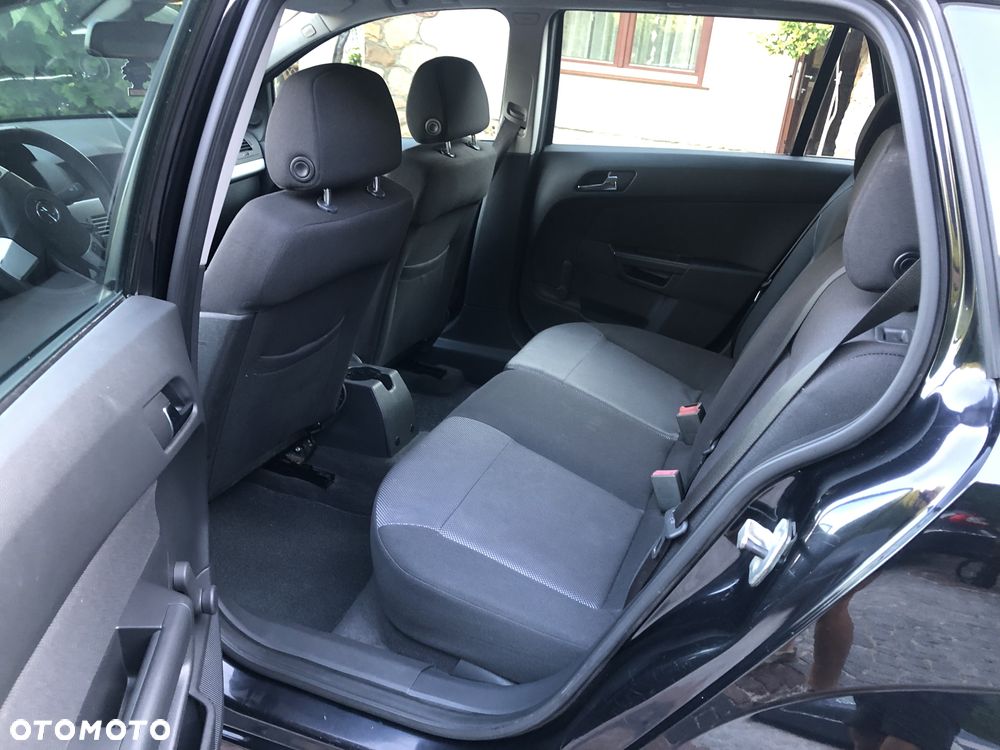 Opel Astra 1.4 EcoFLEX Design Edition - 35