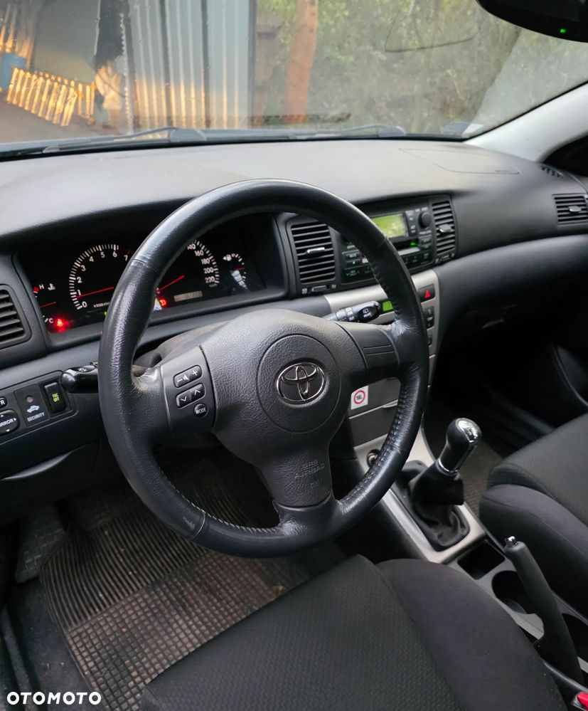 Toyota Corolla 1.4 Sol - 16