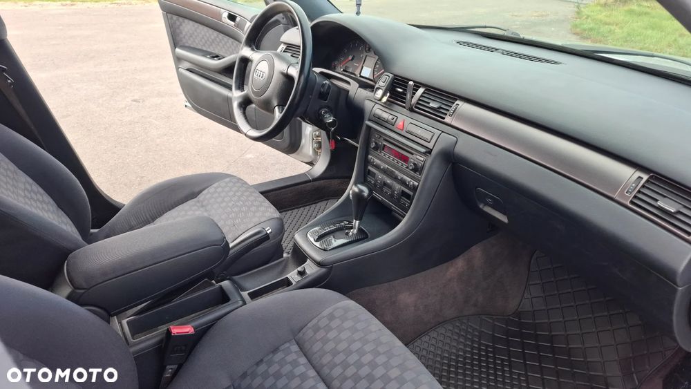 Audi A6 - 12