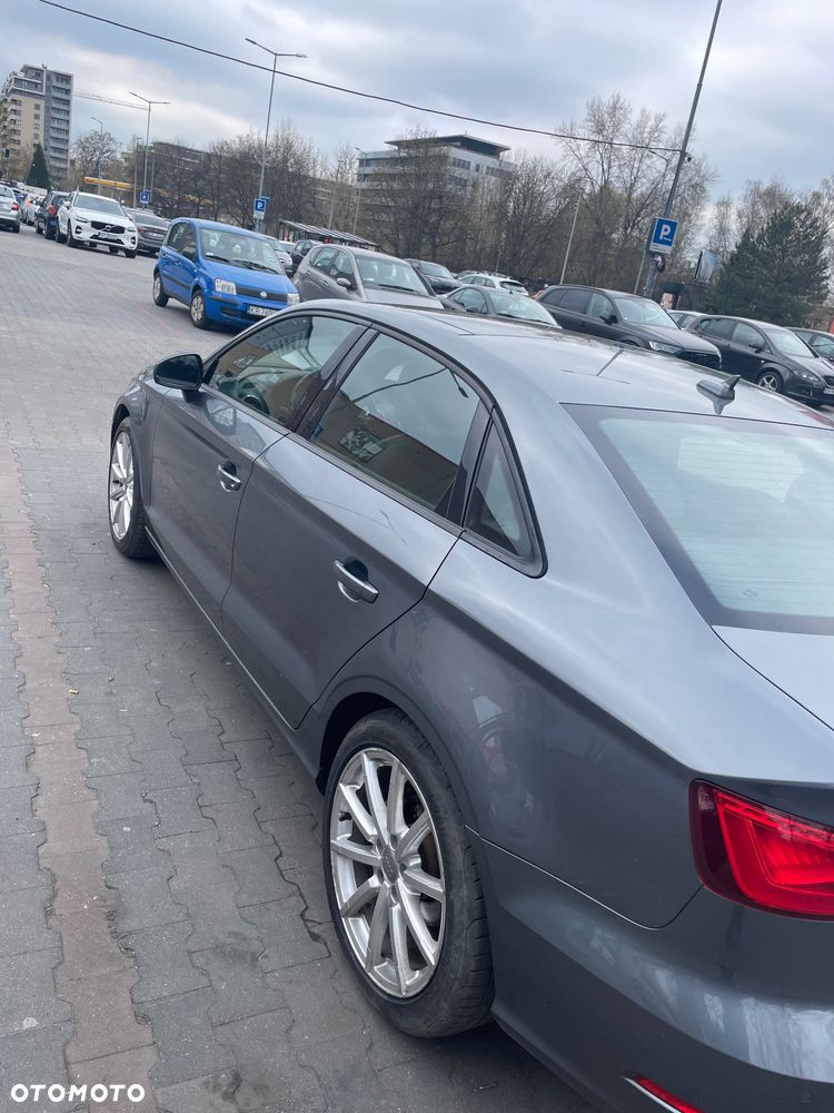 Audi A3 Limousine 2.0 TFSI quattro S tronic design - 4