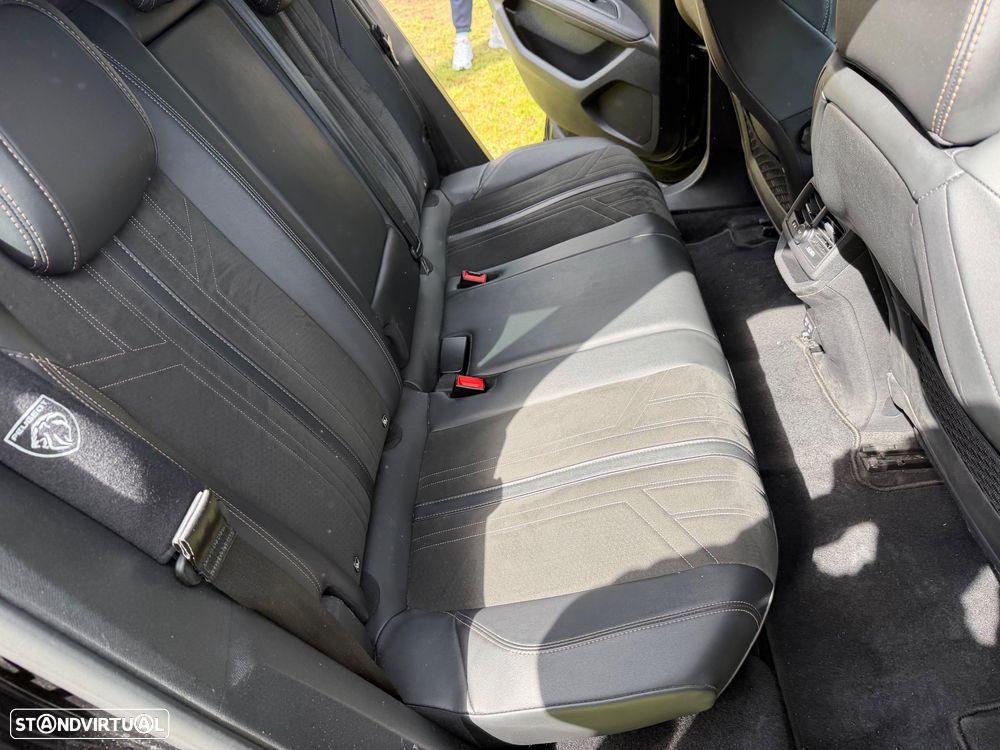 Peugeot 3008 BlueHDi 130 Stop & Start EAT8 GT Pack - 11