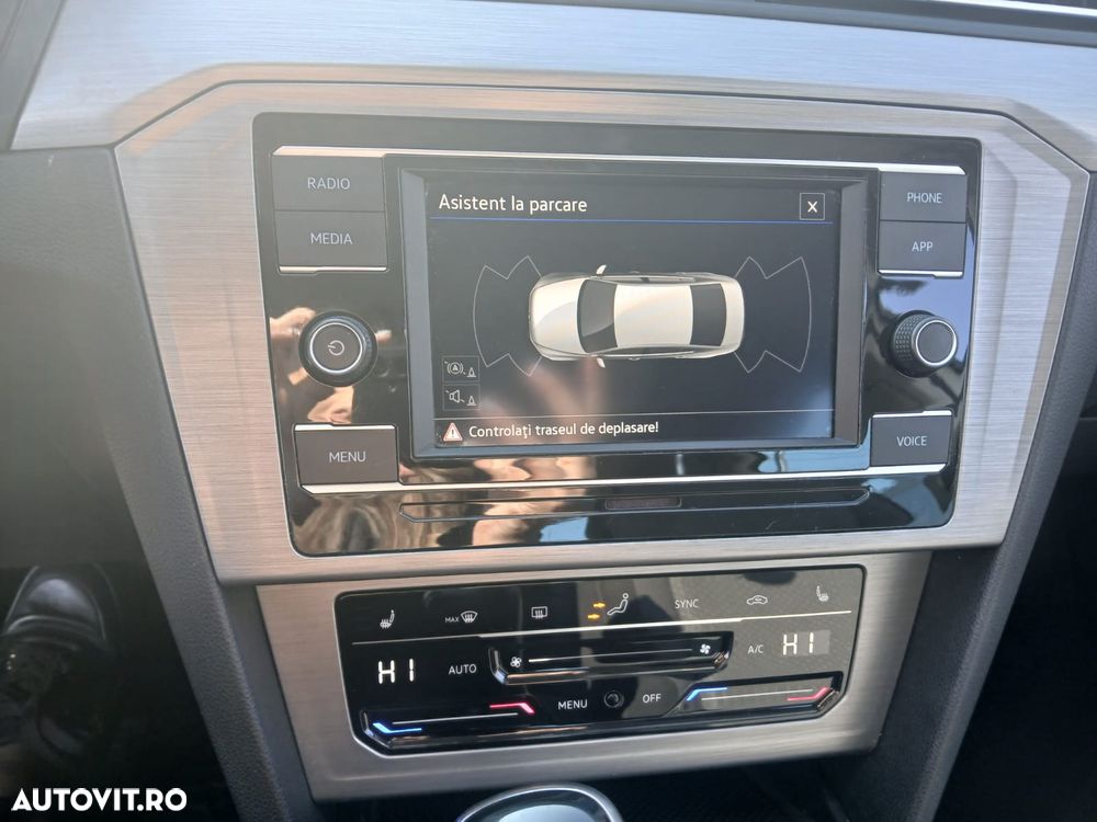 Volkswagen Passat 1.5 TSI ACT Advance - 7