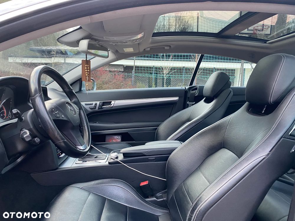 Mercedes-Benz Klasa E 350 CDI BlueEff - 13