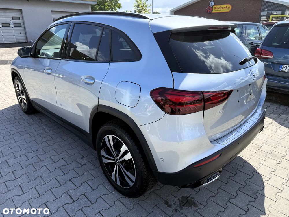 Mercedes-Benz GLA 220 4Matic 8G-DCT Special Edition - 1