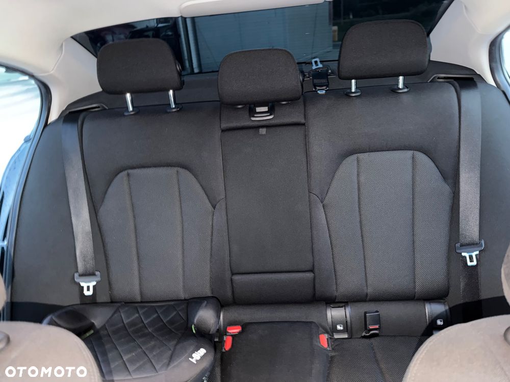 BMW Seria 3 320i - 18