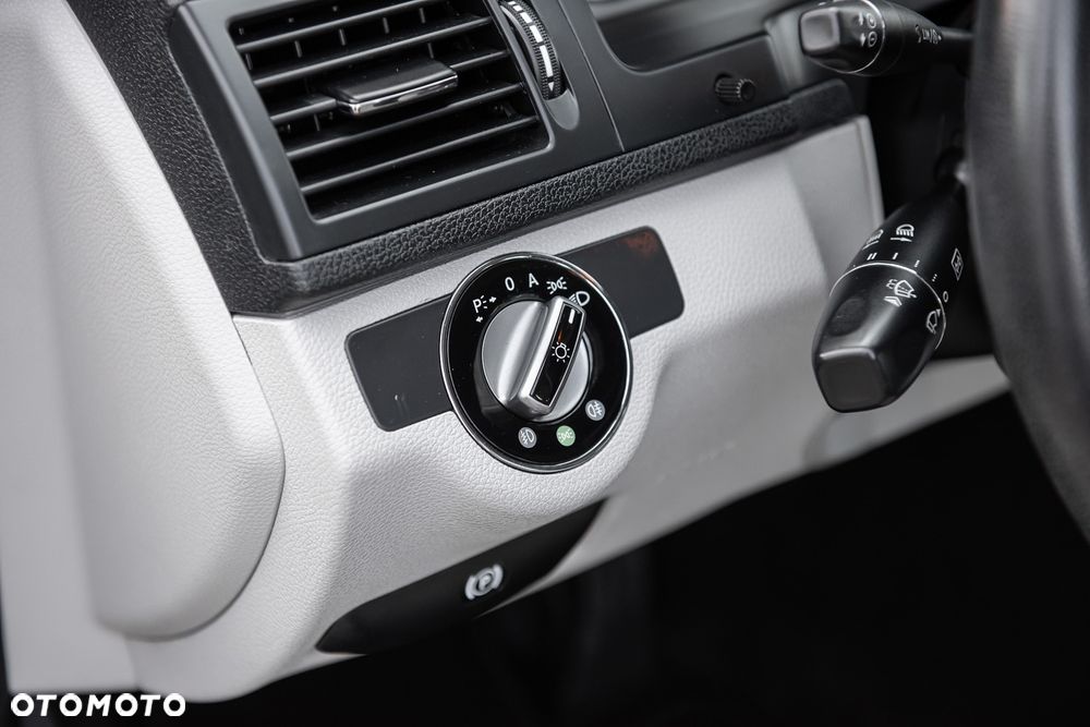 Mercedes-Benz Klasa C 350 CDI DPF 4Matic 7G-TRONIC Avantgarde - 16