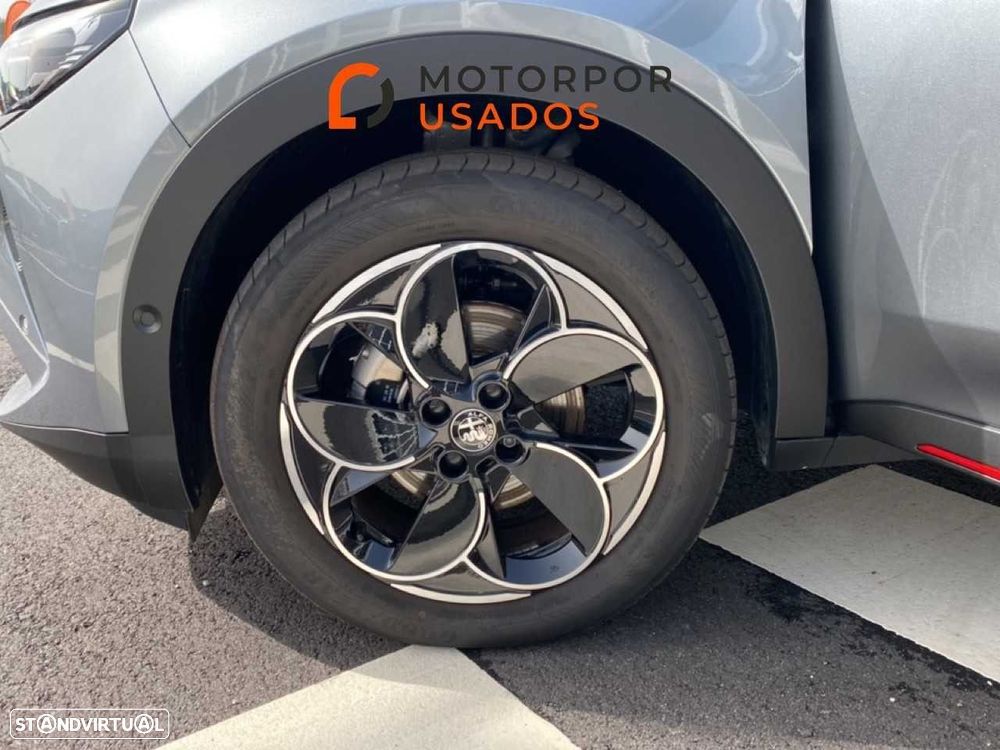 Alfa Romeo Junior 54 kWh Sport Speciale - 22