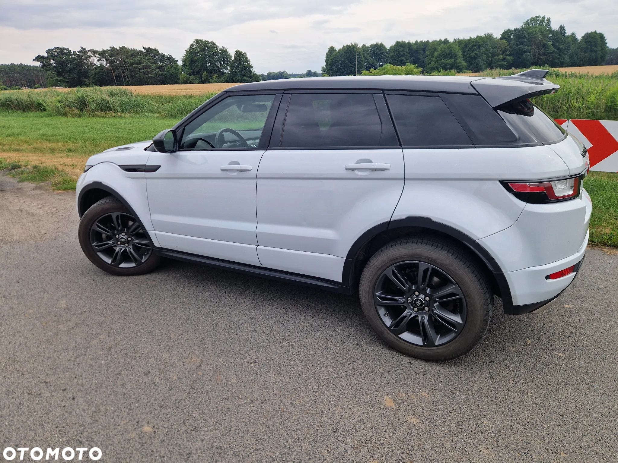 Land Rover Range Rover Evoque - 4