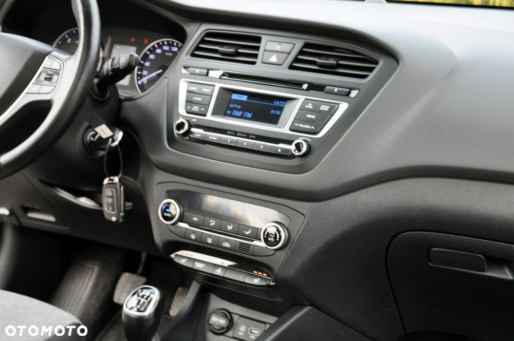 Hyundai i20 - 26