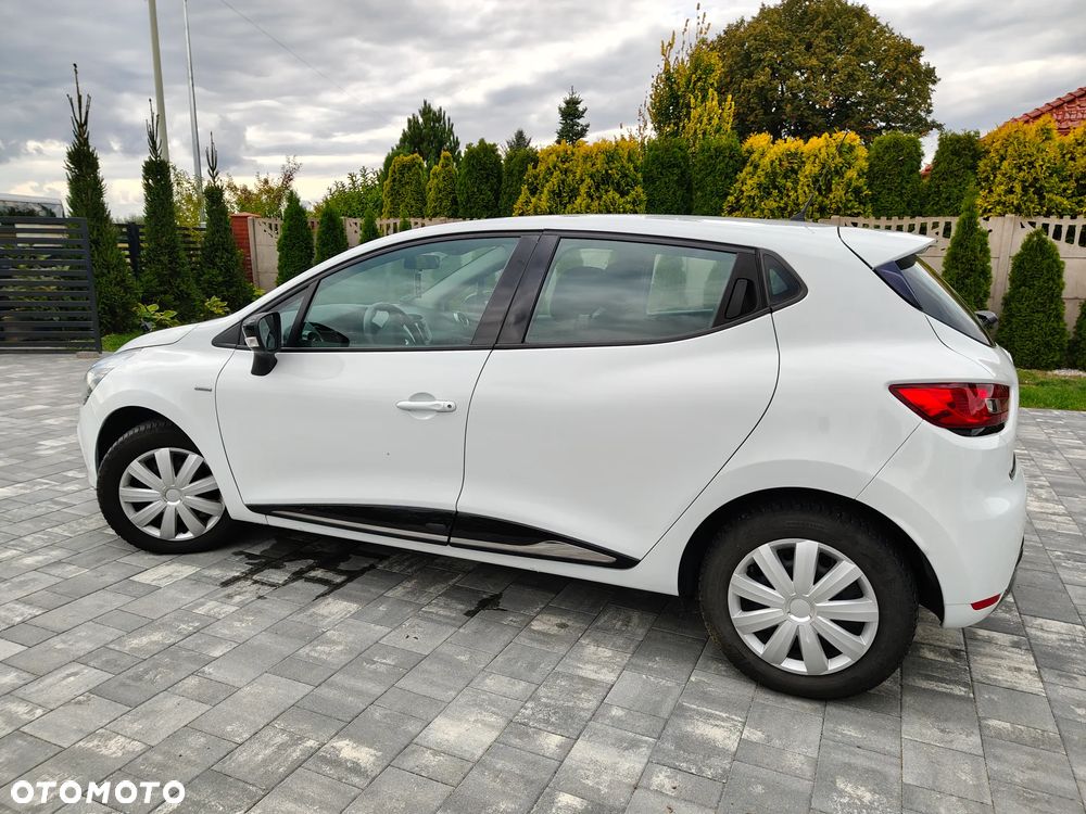 Renault Clio 1.2 16V Limited - 7