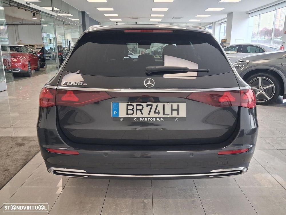 Mercedes-Benz E 300 e Avantgarde - 6