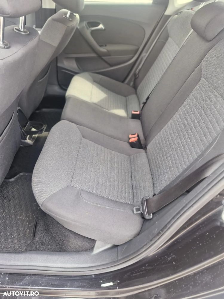 Volkswagen Polo 1.4 FSI Comfortline - 9