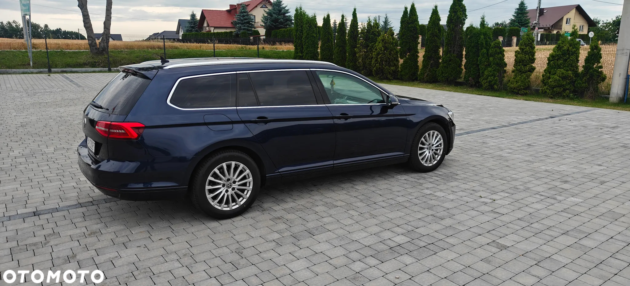 Volkswagen Passat 1.6 TDI BMT Comfortline - 4
