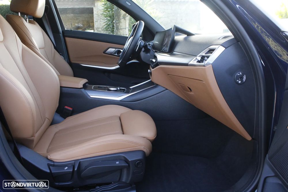 BMW 330 e Touring Pack Desportivo M Pro Auto - 21
