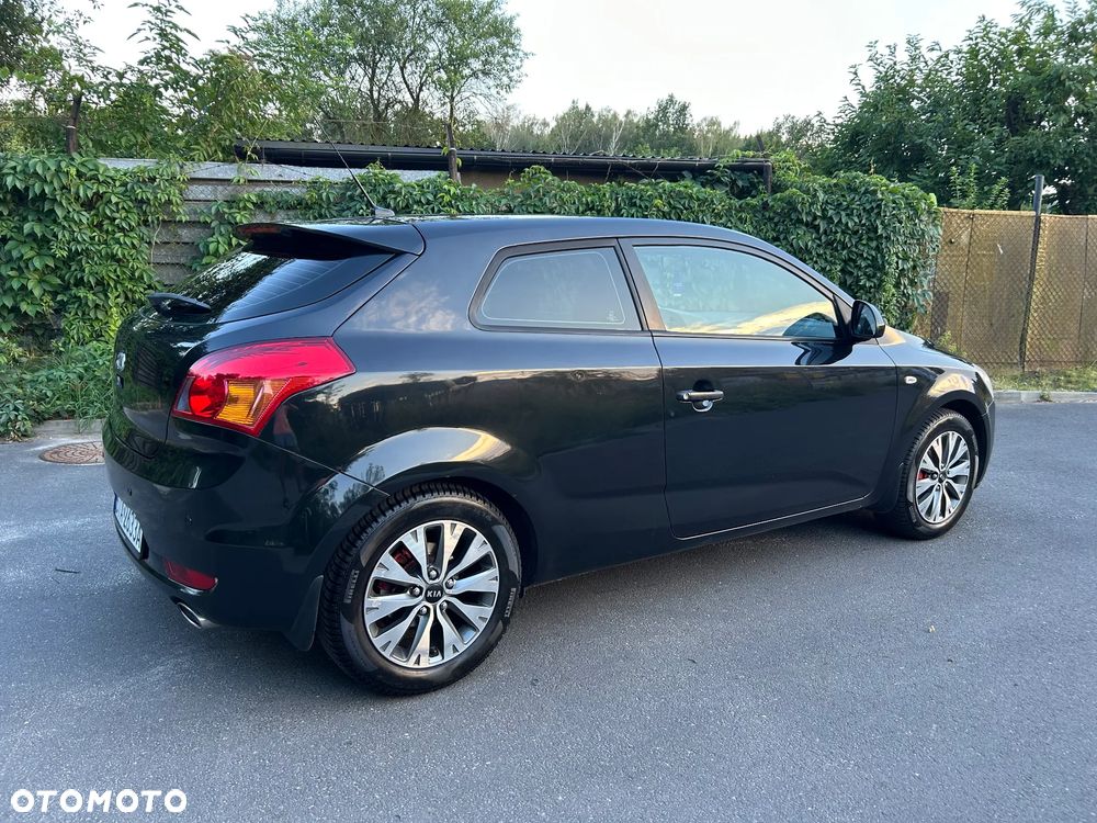 Kia Ceed - 6