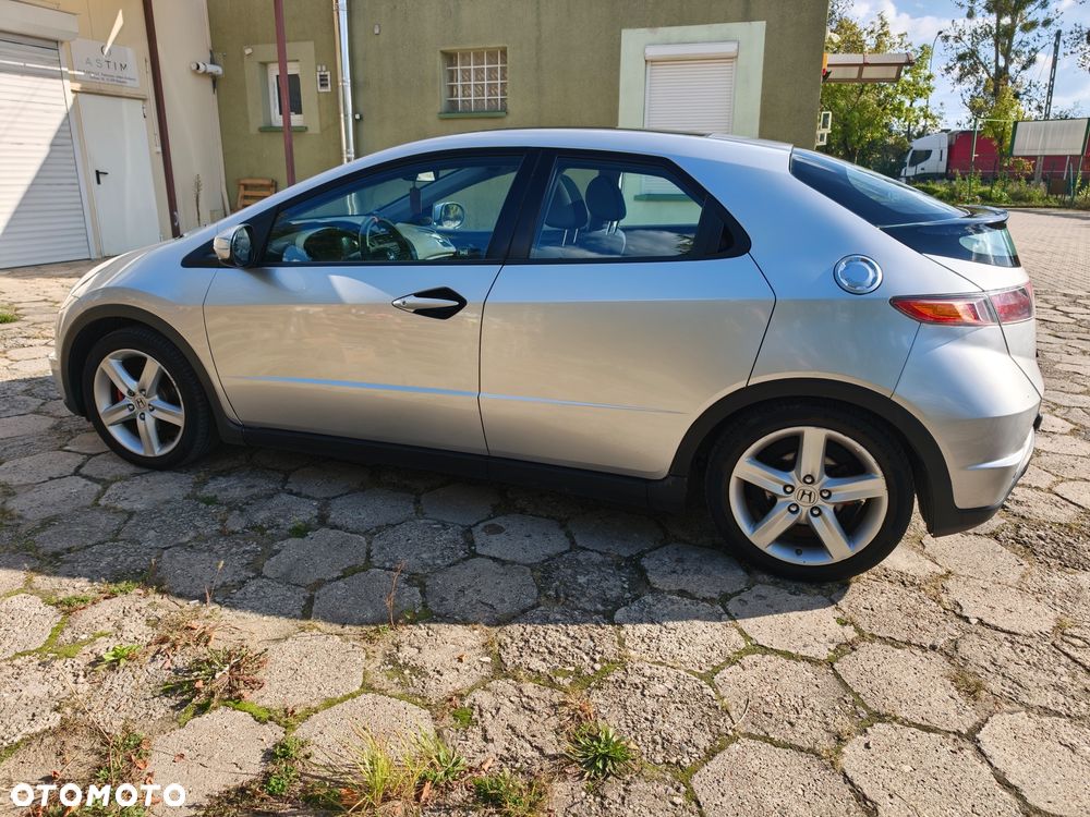 Honda Civic 1.8 Comfort - 14