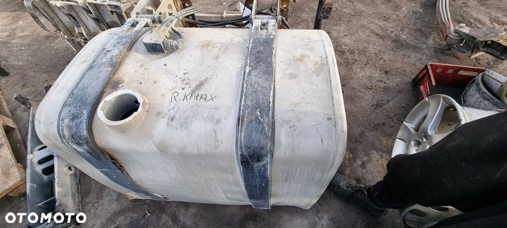 ZBIORNIK PALIWA RENAULT KERAX 410 DXI 20503504 80X70X70 - 5