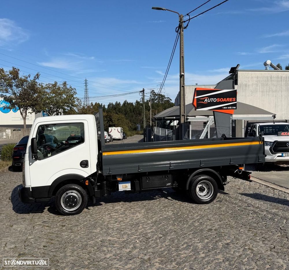 Nissan Cabstar Tribasculante - 2