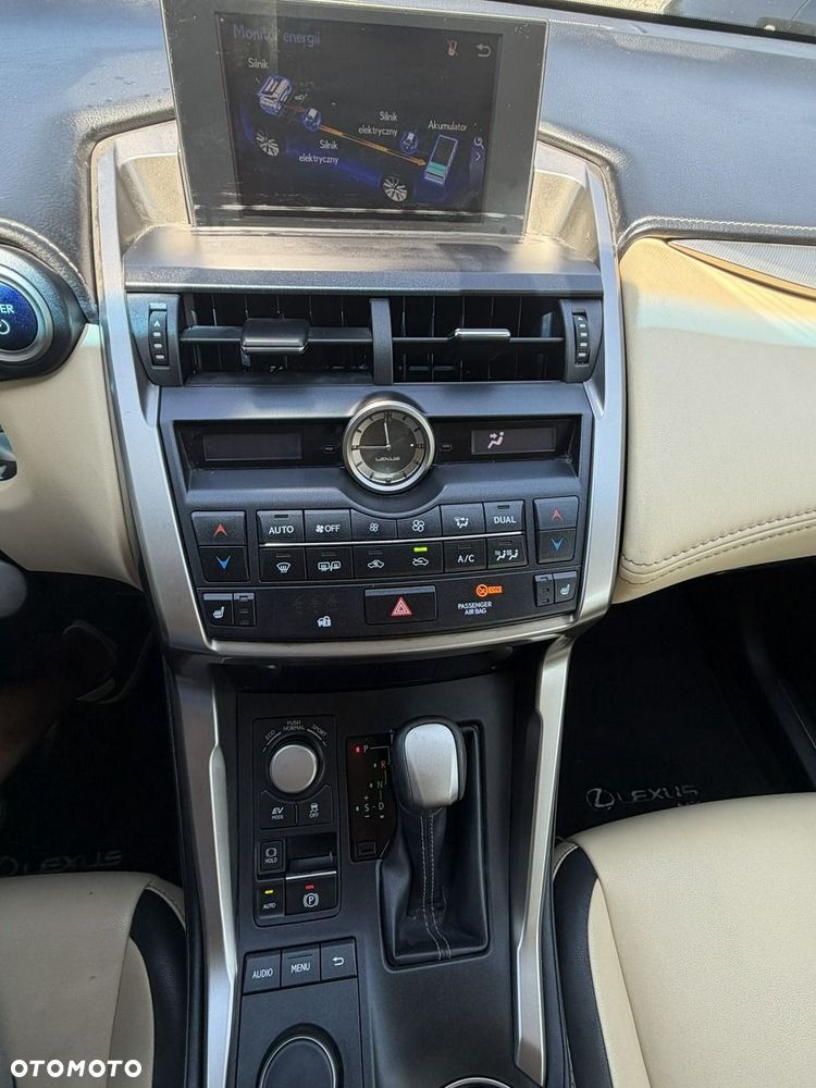 Lexus NX - 13