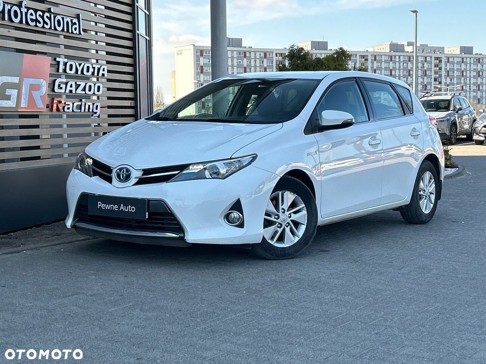 Toyota Auris - 1