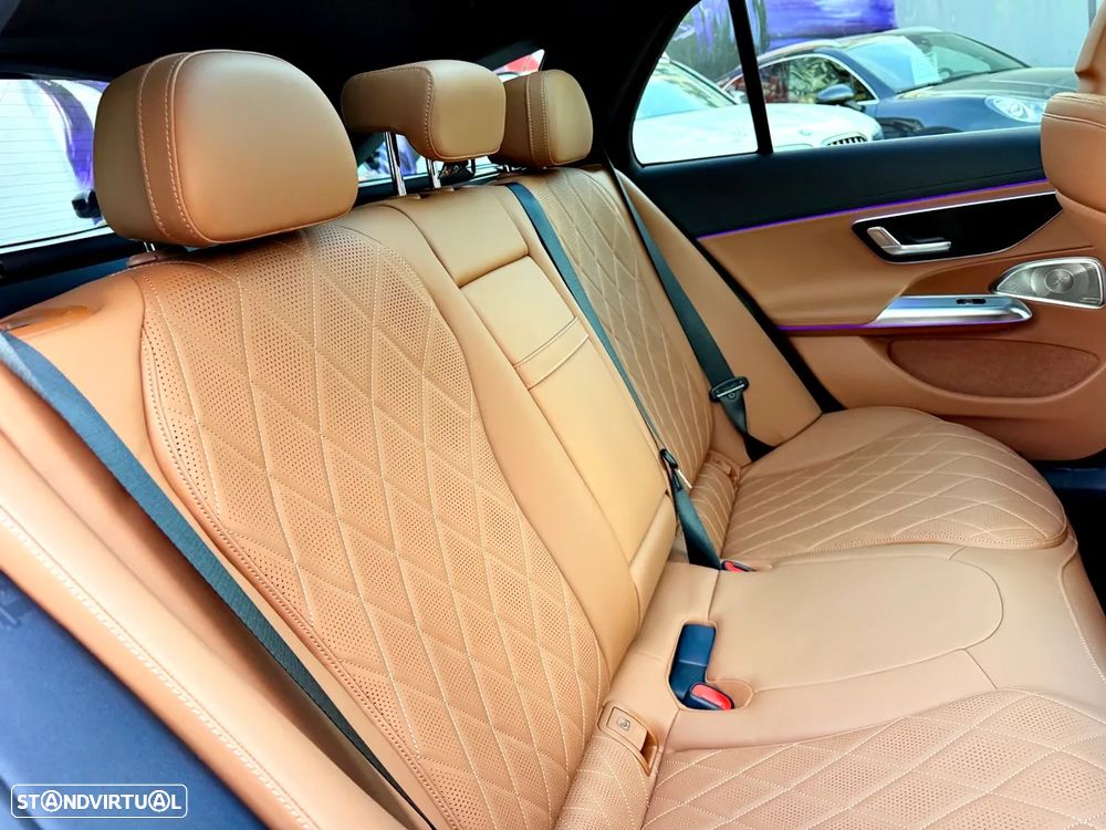 Mercedes-Benz E 300 de - 32