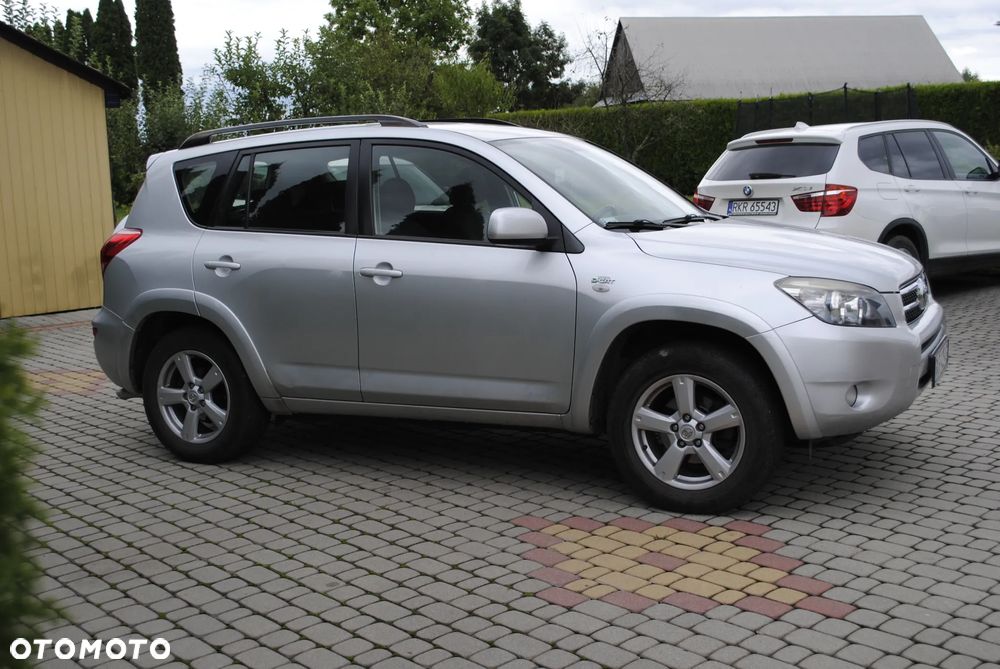 Toyota RAV4 2.2 D-CAT 4x4 Executive - 9