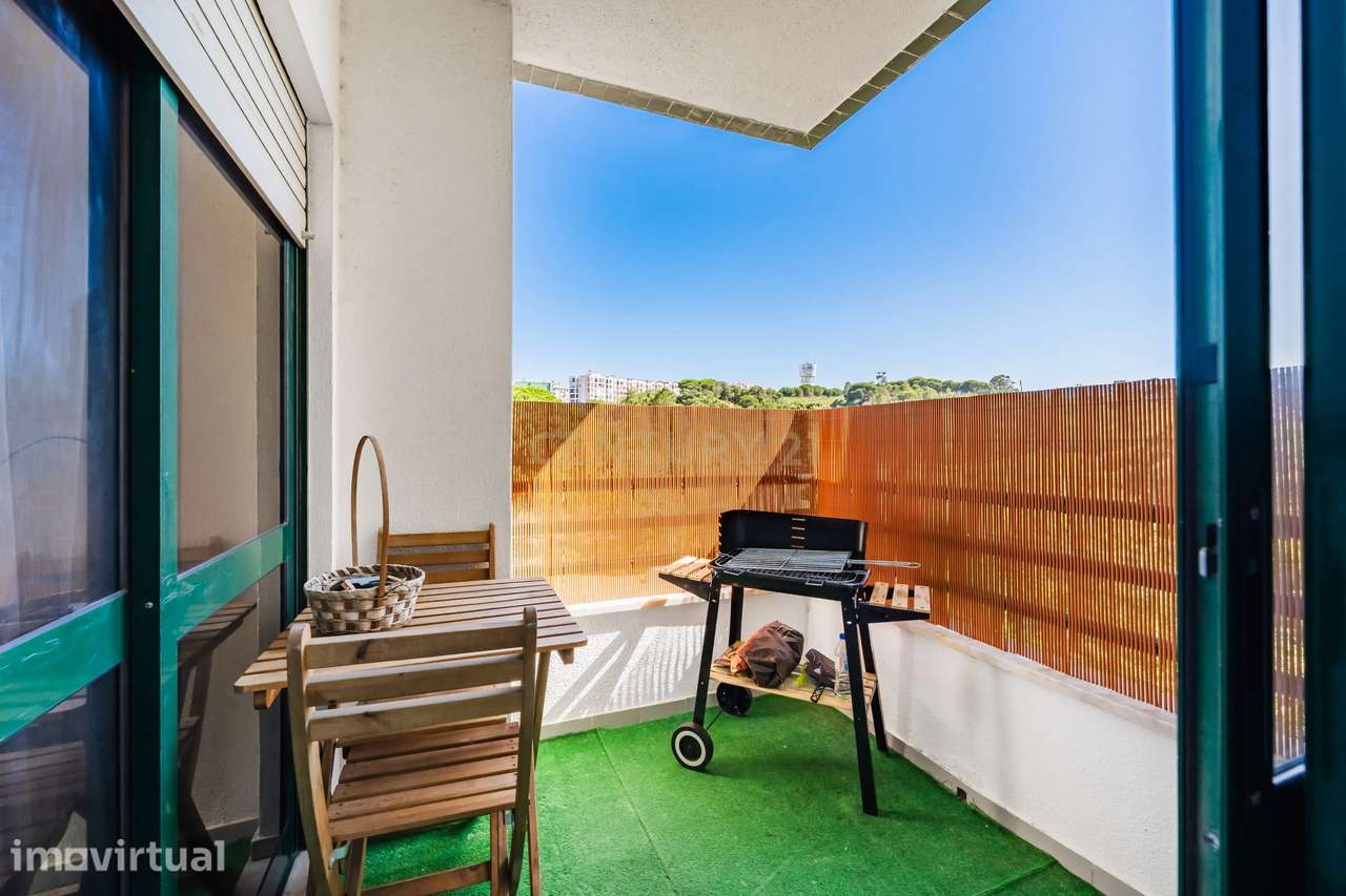 Apartamento T3 com Vista desafogada e parqueamento, no Feijó - Almada - Grande imagem: 5/29