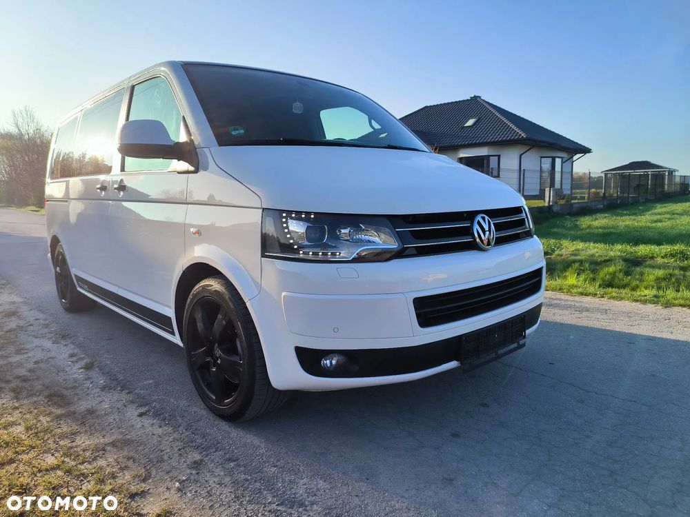 Volkswagen Multivan - 8