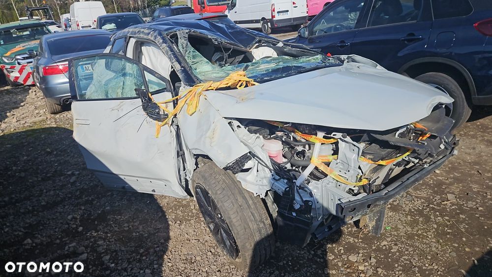 Toyota C-HR 2.0 Hybrid AWD GR SPORT Premiere - 6